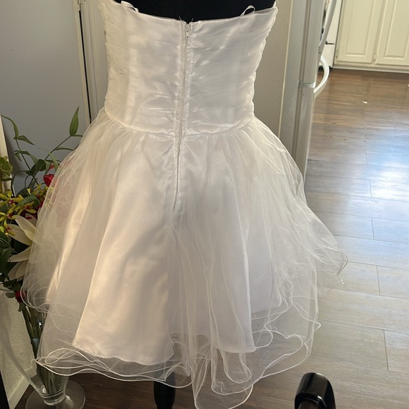 P masquerade cocktail dress great for Halloween fairytale costume or dance - Picture 5 of 6